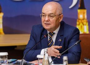 Primarul Emil Boc intervine violent în scandalul de la U Cluj: „Și-a bătut joc de oraș! E război!”