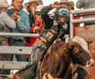 O adolescentă din SUA vrea să devină prima femeie care participă în circuitul profesionist de rodeo cu tauri