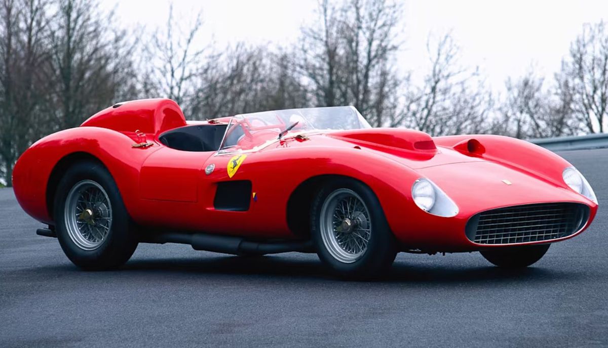 Perla lui Lionel Messi » Un Ferrari 335 S Spider Scaglietti de 32 de milioane!