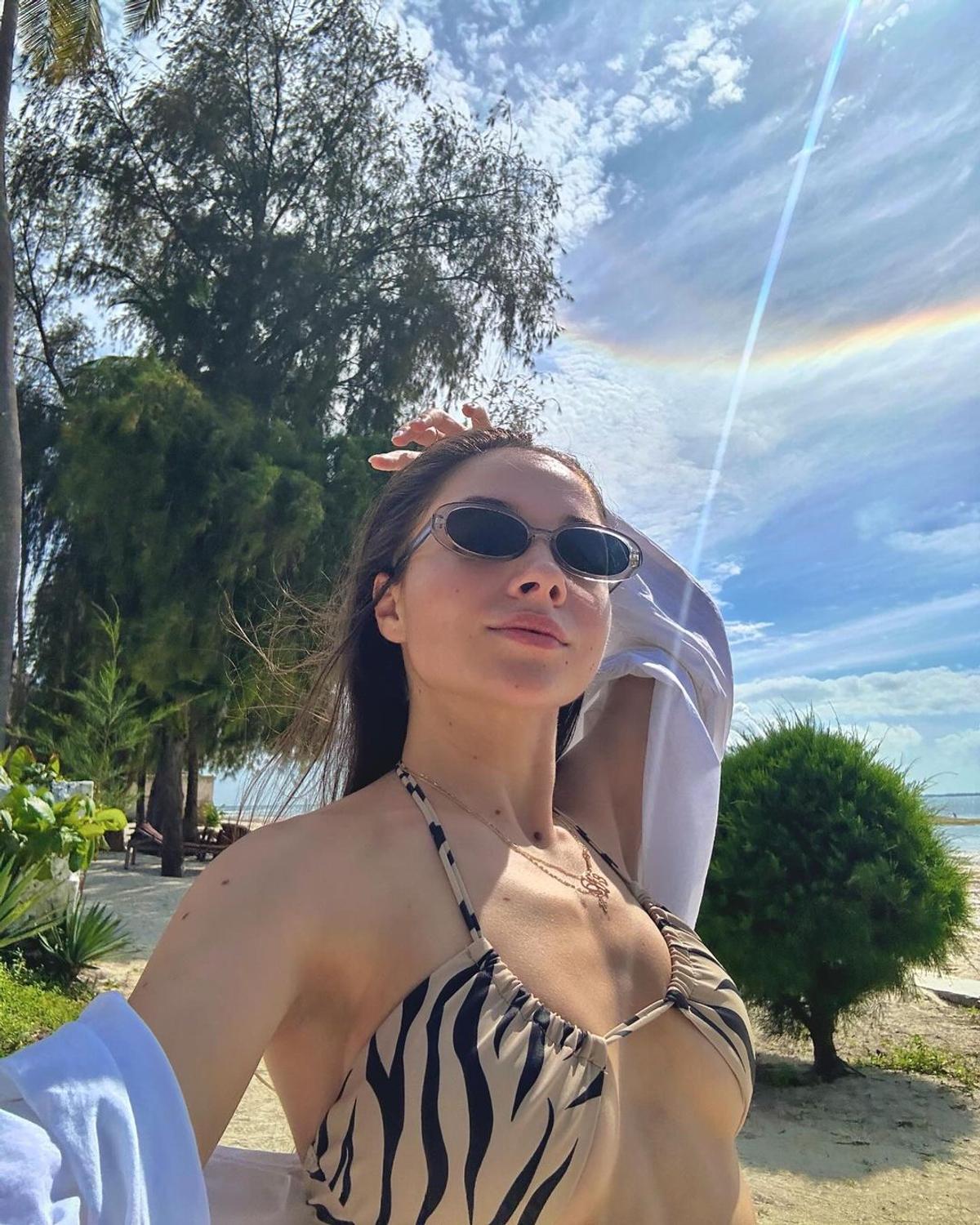 Nuntă de lux la FCSB! Cerere spectaculoasă pe plaja din Zanzibar, căsătorie în orașul natal din România