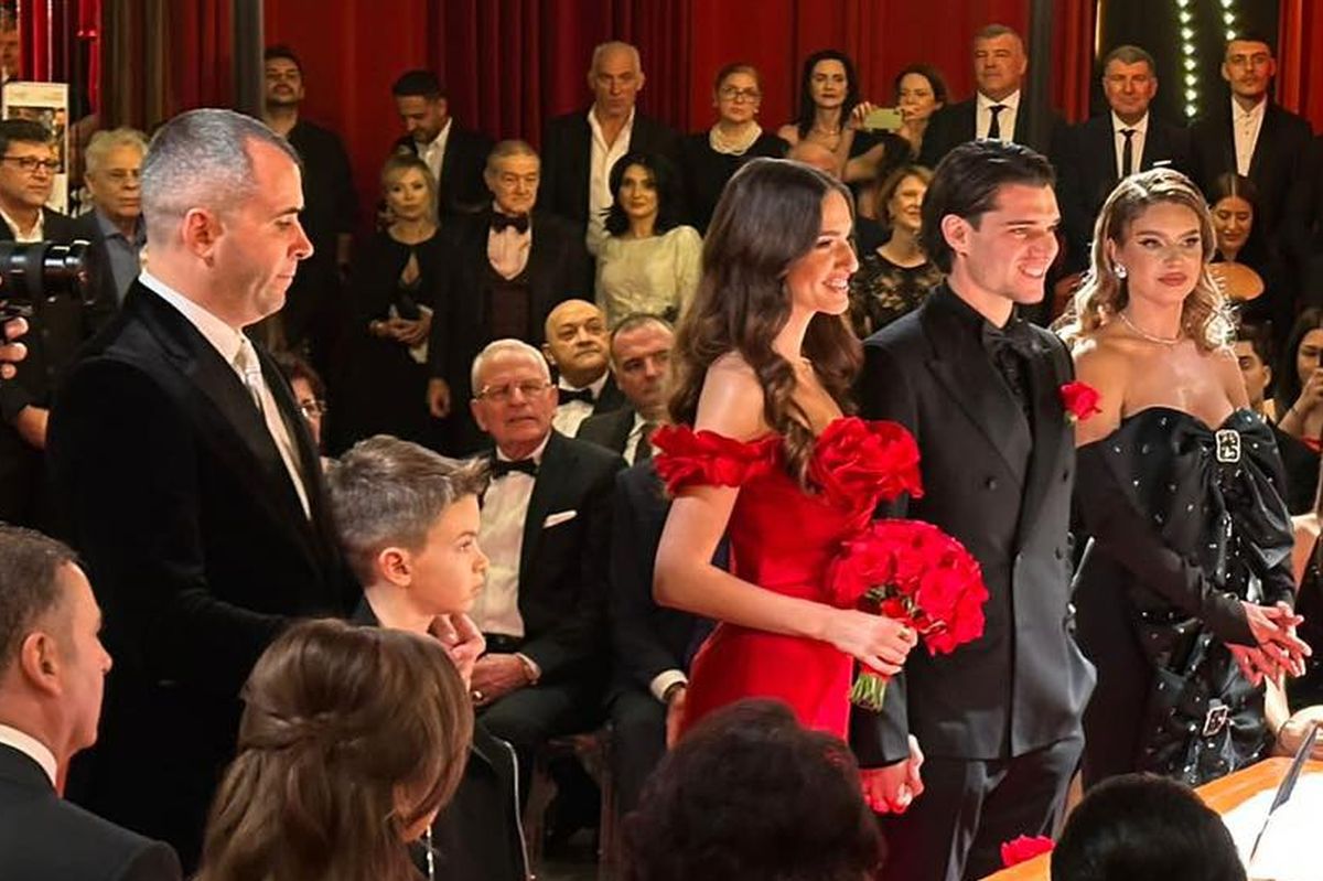 Cum au reacționat rivalii Balint și Becali când s-au întâlnit la petrecerea lui Ianis Hagi: „Și-a adus aminte!”