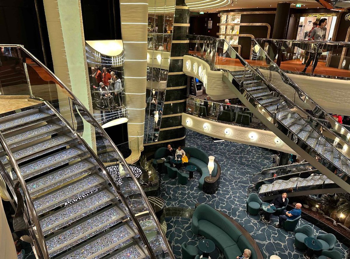 Croazieră cu Neymar! Fanii au plătit mii de dolari pentru a se distra pe vapor alături de starul brazilian