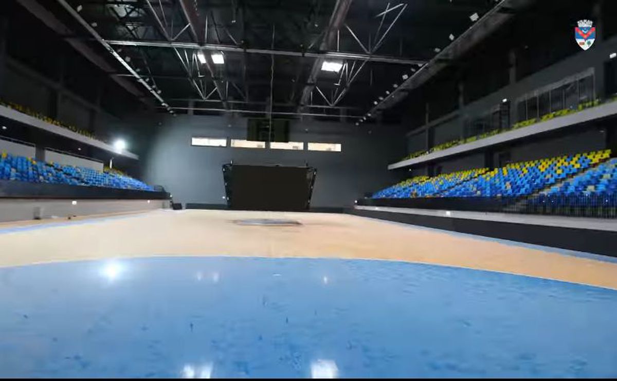 Imagini spectaculoase cu noua sală polivalentă din Turda