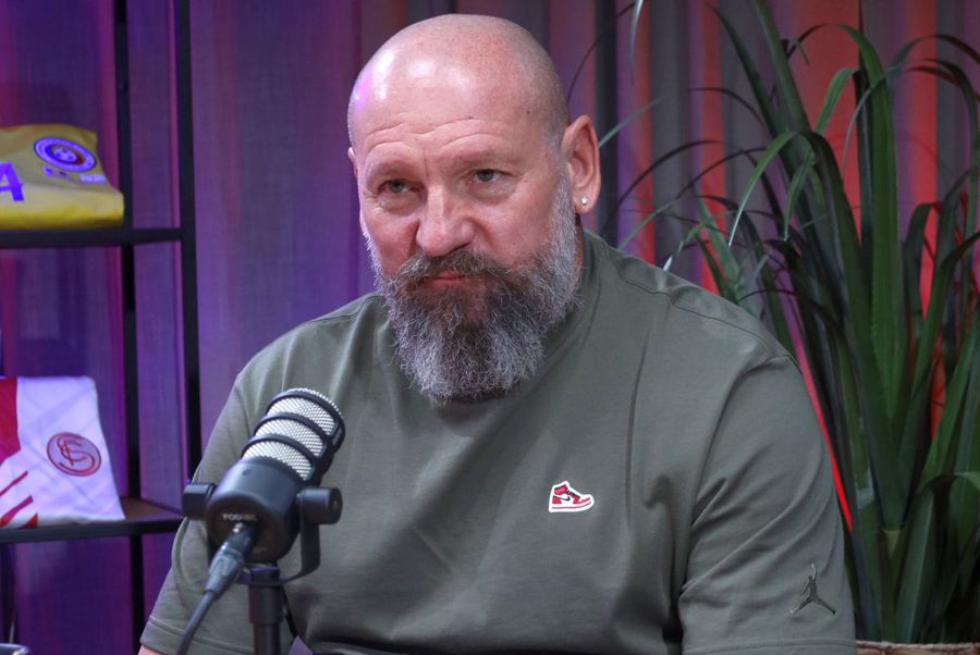 Bogdan Stelea, în podcastul GSP „2 la 1” Fostul internațional îl „scutură” pe Dennis Politic, după ce l-a auzit pe Becali: „Vrei să faci sport profesionist sau nu?”