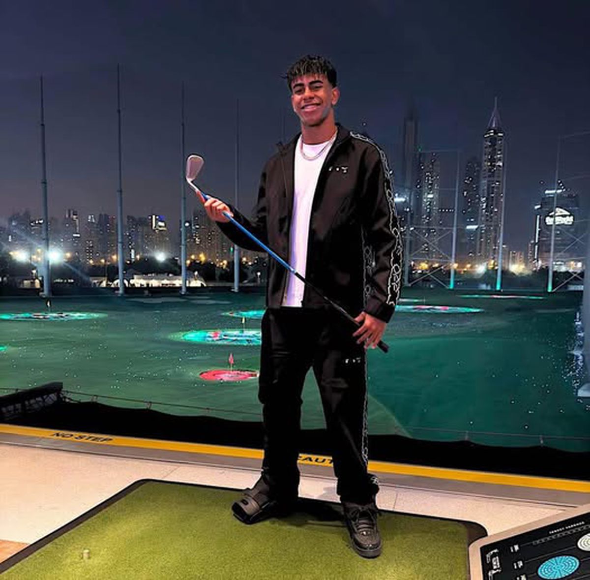 Lamine Yamal, destinație total neașteptată de Crăciun » S-a jucat cu crocodilii și a hrănit puii de tigru