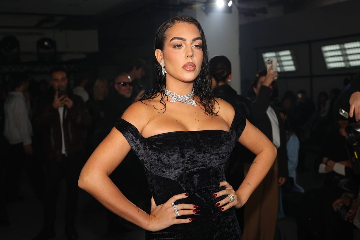 Georgina Rodriguez, mai sexy decât permite legea. La propriu! » Au fost forțați să cenzureze poza cu iubita lui Cristiano Ronaldo