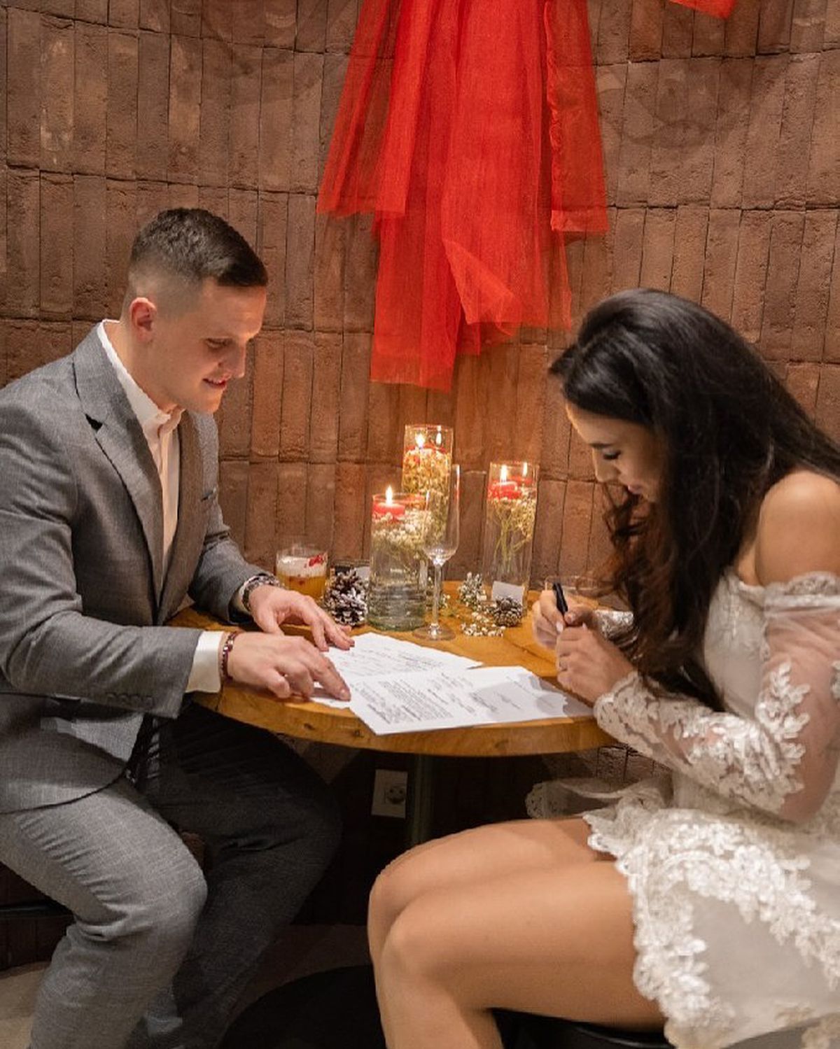 Teodora Meluţă a spus „DA” » A fost cerută de soție într-un mod special