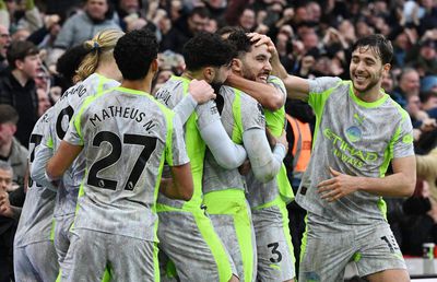 Victorie importantă pentru Manchester City în deplasarea de la Nottingham Forest » „Cetățenii” pot rămâne lideri dacă Arsenal se încurcă