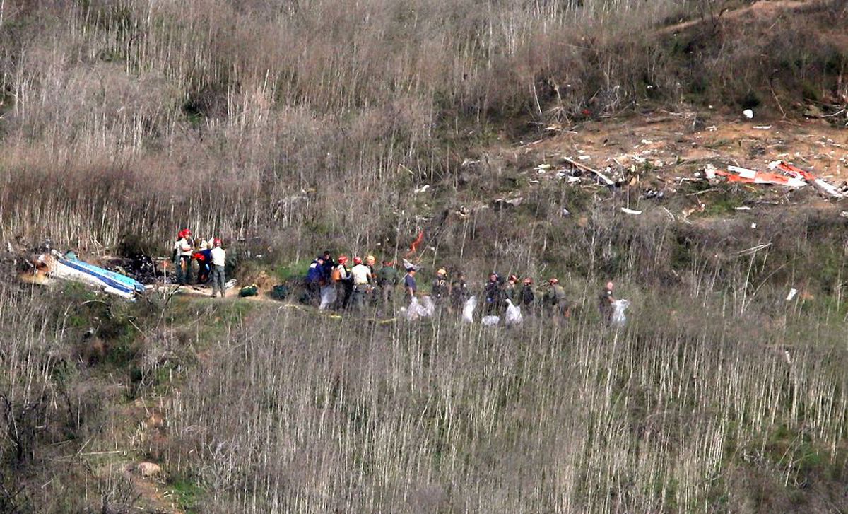 FOTO Poliția din Los Angeles se teme de hoți după moartea lui Kobe Bryant! Patrulează non-stop pentru a-i ține departe de locul prăbușirii elicopterului + au fost recuperate 3 corpuri