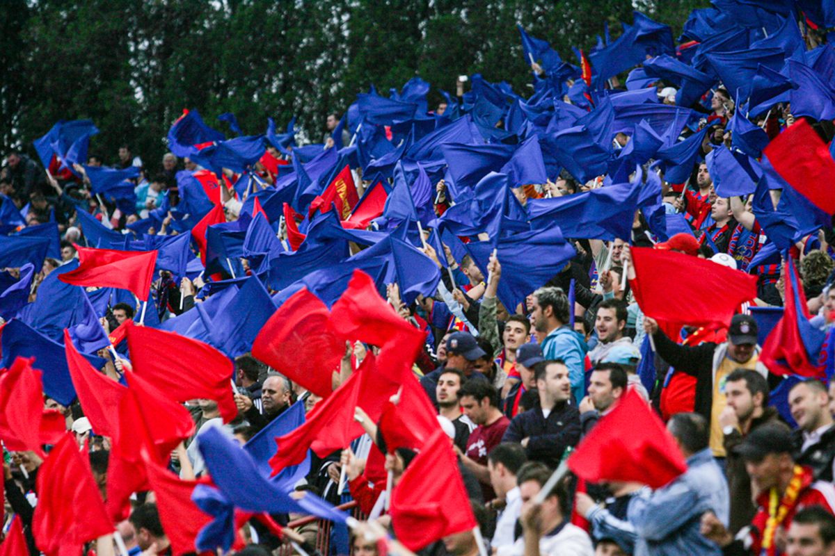 FCSB // Gigi Becali exultă după anunțul făcut de Peluza Nord: „Vom fi mai puternici ca Dinamo!” » Ce ofertă le face fanilor