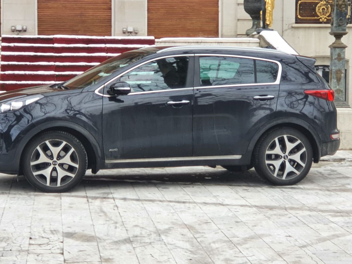 VIDEO // UPDATE Dennis Man a ajuns în Italia » Prima poză la Parma + cum i-a impresionat pe suporteri