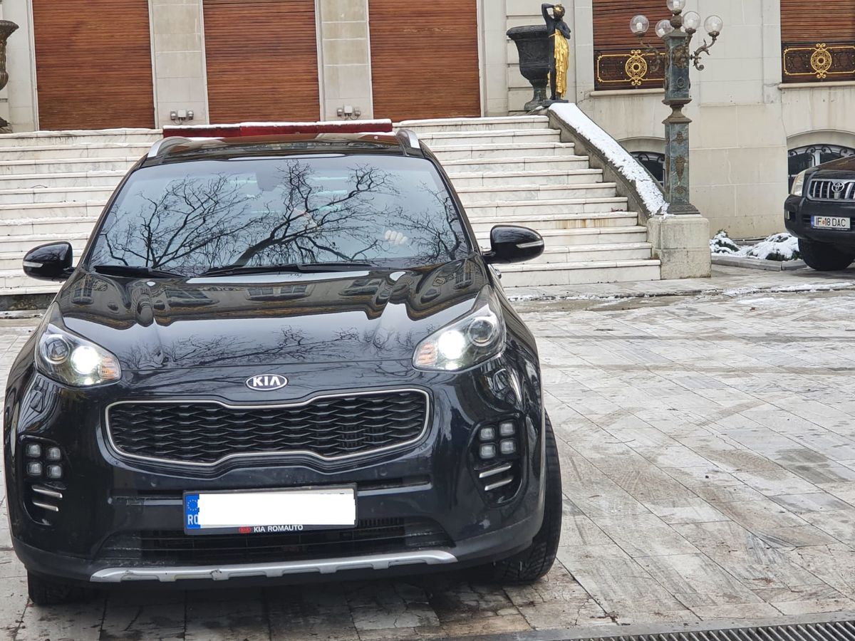 VIDEO // UPDATE Dennis Man a ajuns în Italia » Prima poză la Parma + cum i-a impresionat pe suporteri