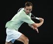 Medvedev - Nadal, finală cu mize istorice la Australian Open » Criza rusului în semifinala cu Tsitsipas: „Ești prost? Uită-te la mine, cu tine vorbesc!”