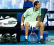 Stefanos Tsitsipas (4 ATP) și Daniil Medvedev (2 ATP) se întâlnesc în a doua semifinală de la Australian Open 2022. Partida poate fi urmărită liveSCORE pe GSP.ro și este televizată pe Eurosport 1.