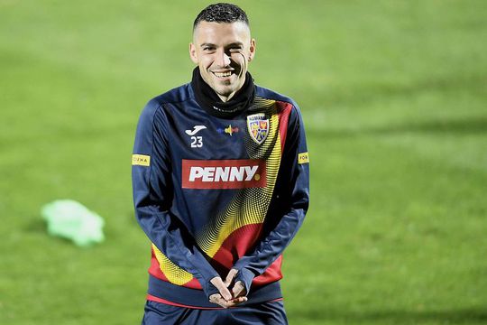 Dan Petrescu (55 de ani) îl așteaptă pe Nicolae Stanciu (29 de ani) la antrenamentele campioanei CFR Cluj.