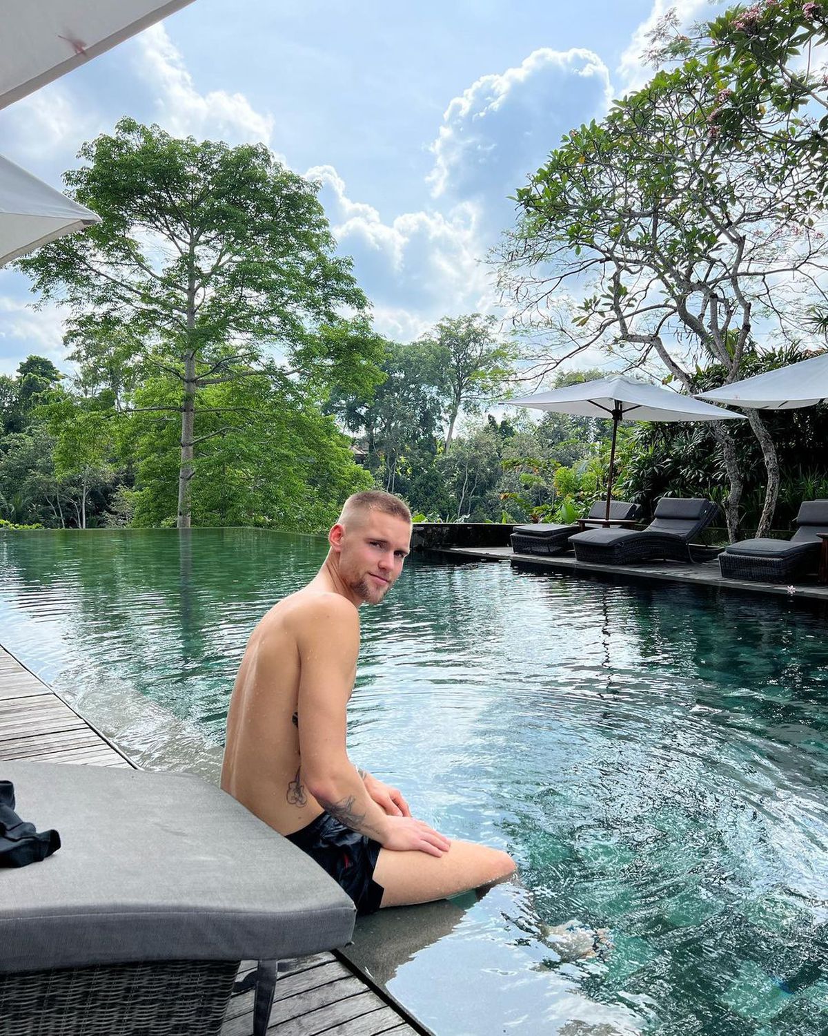 Brent Lepistu, iubitul lui Anett Kontaveit, a debutat în Liga 1: imagini spectaculoase din vacanțele celor doi