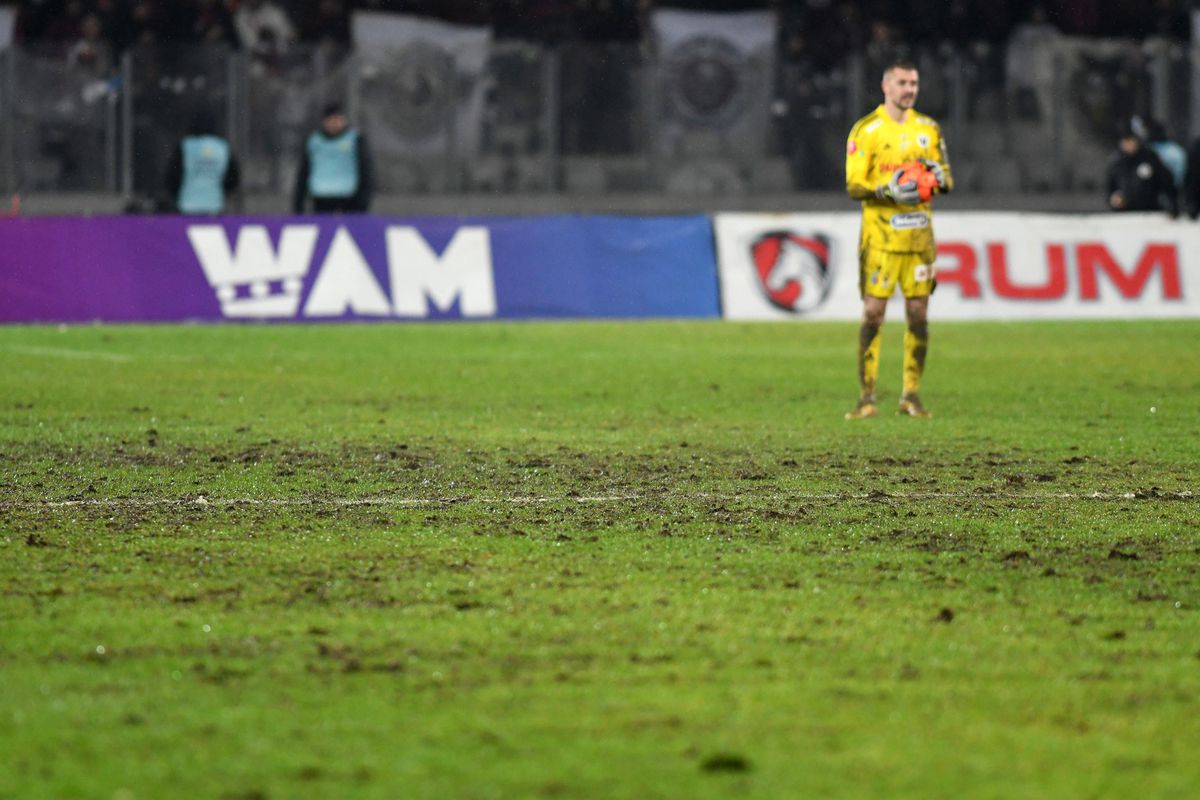 La presiunea Ligii, U Cluj se mută de pe Cluj Arena: „Gazonul e mai bun acolo”