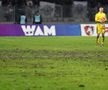U Cluj - Rapid 0-0 s-a jucat în noroi