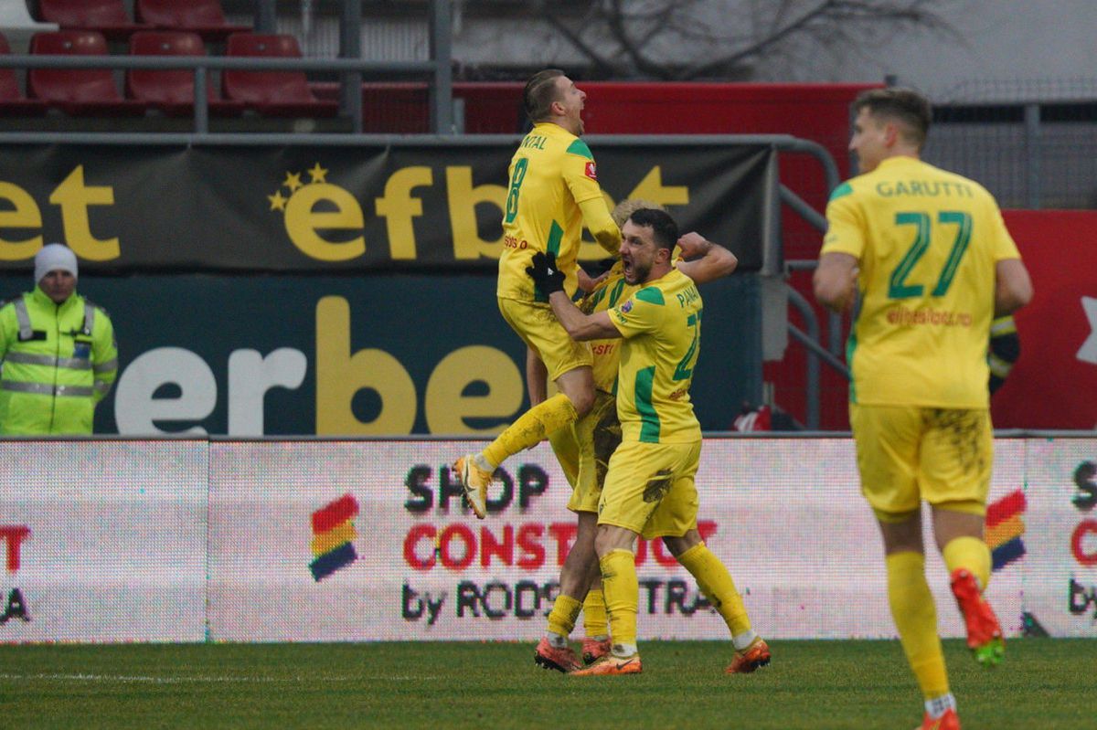 UTA Arad - CS Mioveni 1-2. Nicolae Dică, două victorii din două meciuri pe banca argeșenilor! Clasamentul ACUM