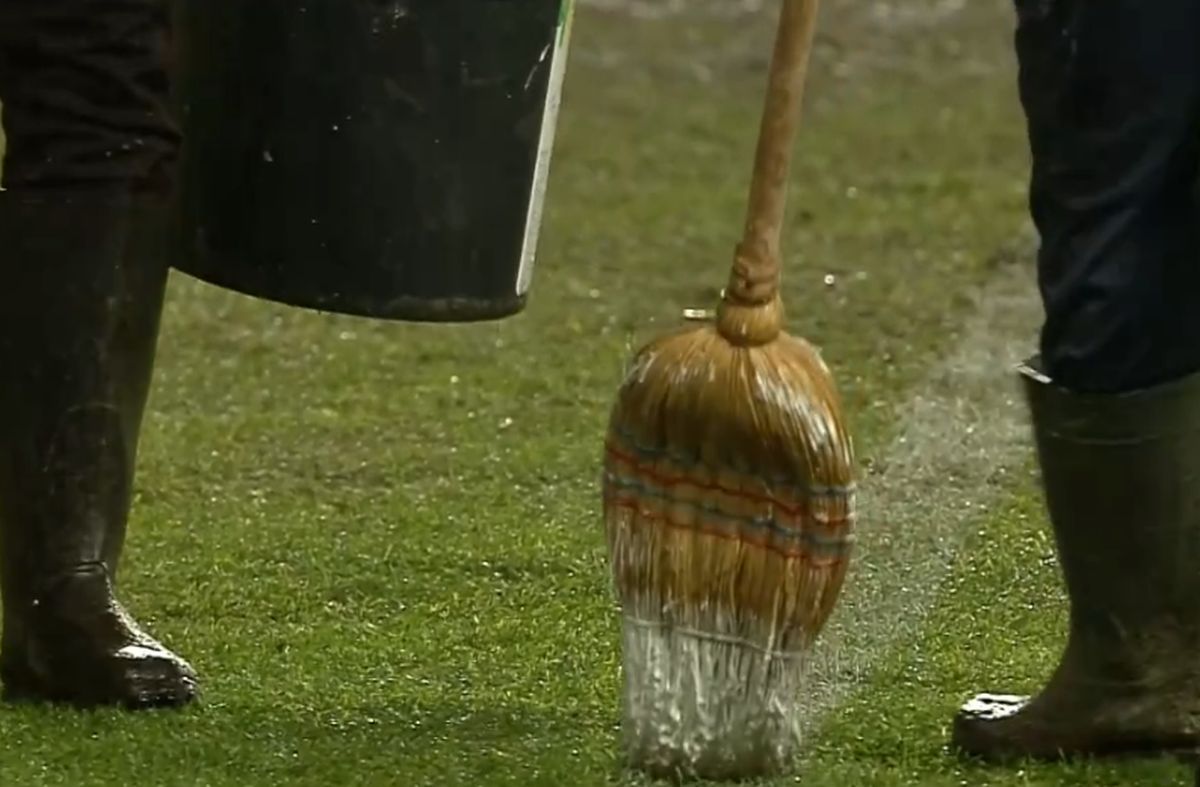 Supermocirla :) » Imagini incredibile, extrase din anii '90, la Ploiești