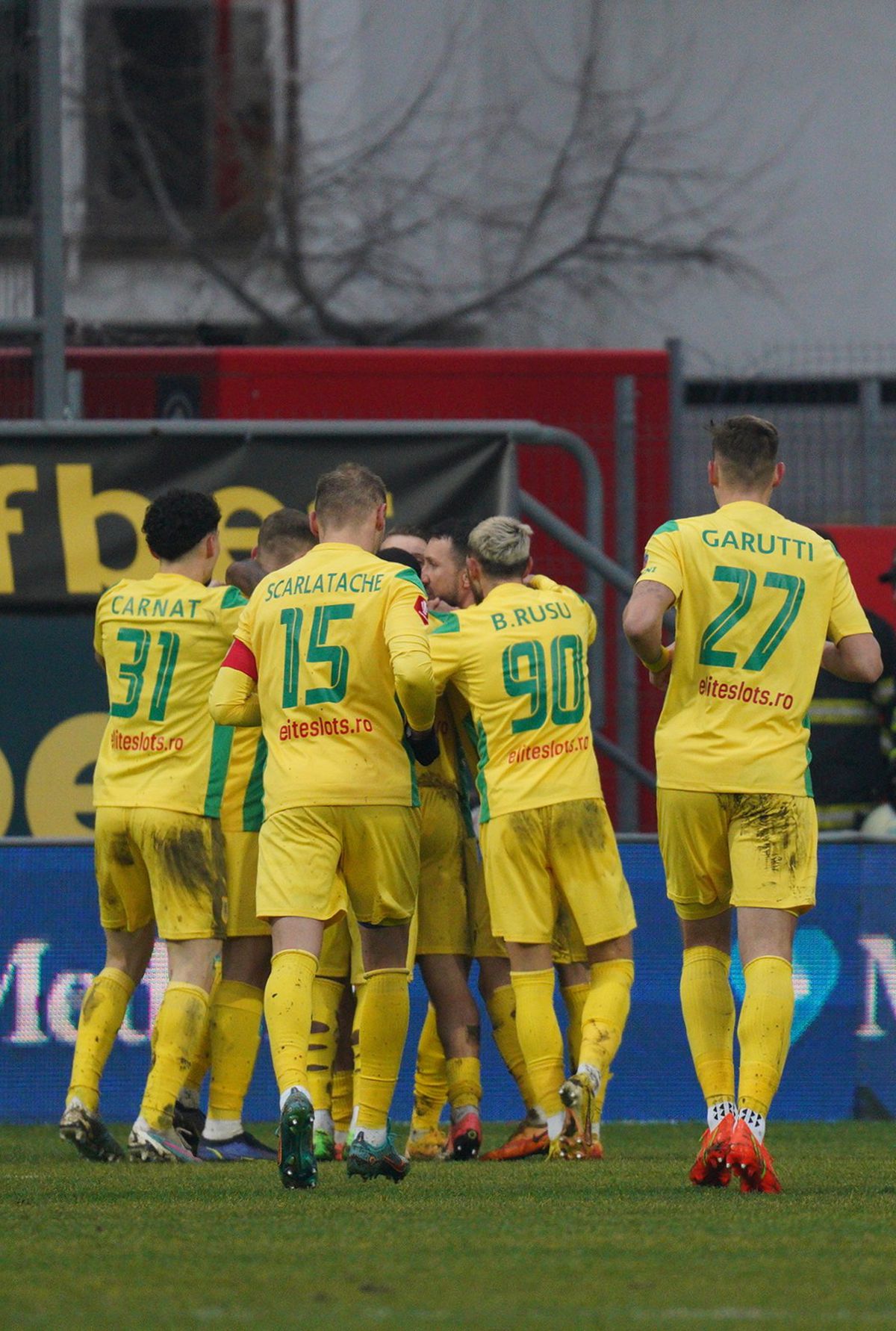 Așa, da! Gazonul de pe Arena Națională arată impecabil, cu câteva ore înainte de FCSB - Farul