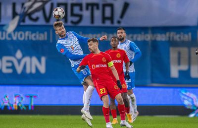 Cvintuplul campion al României, la pauza partidei CSU Craiova - FCSB: „Nu sunt permise atâtea greșeli la nivelul unui derby de Liga 1!”