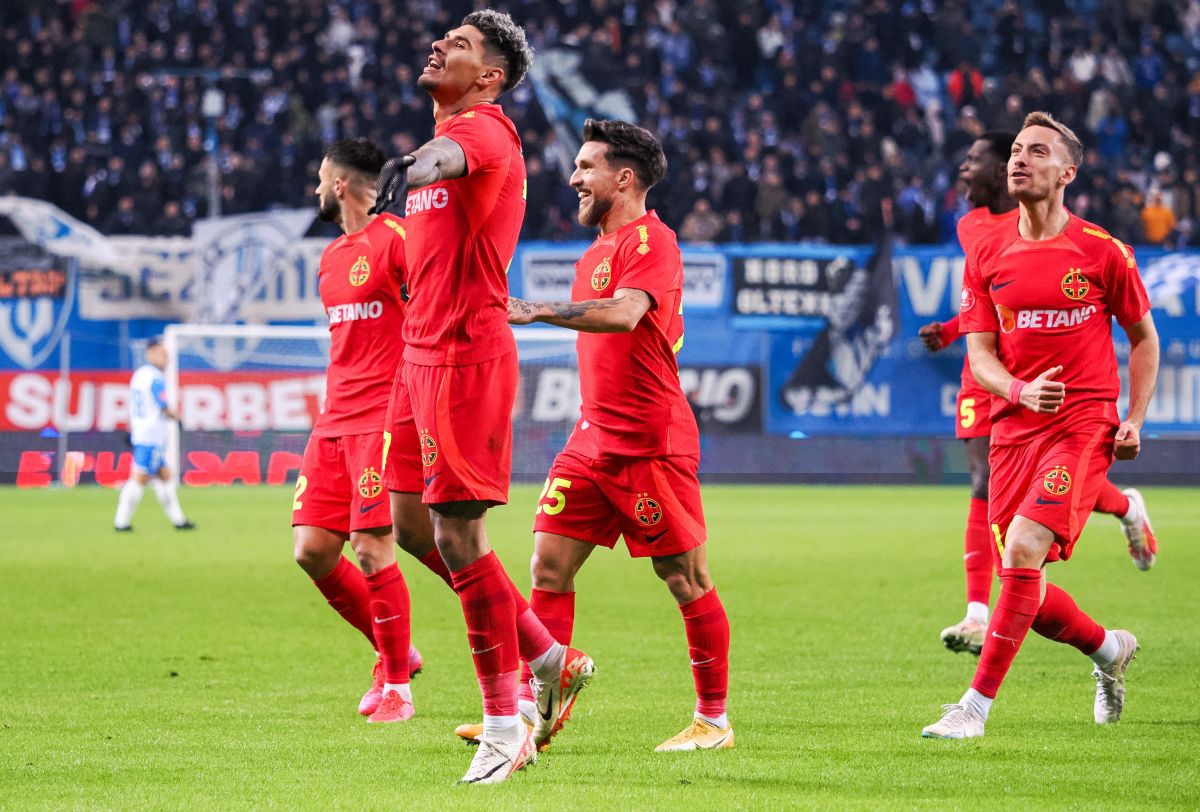 FCSB râde și dansează! Oltenii au fost comici în filmul „Adio, titlu!”, Olaru și Coman s-au distrat și-l bagă în corzi pe Petev » Clasamentul ACUM