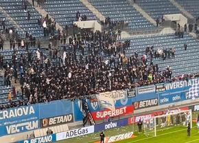 CSU Craiova - FCSB 0-3. Cum au reacționat ultrașii olteni în momentul în care jucătorii lui Petev au venit la peluză » Imaginile surprinse de reporterii GSP la finalul partidei