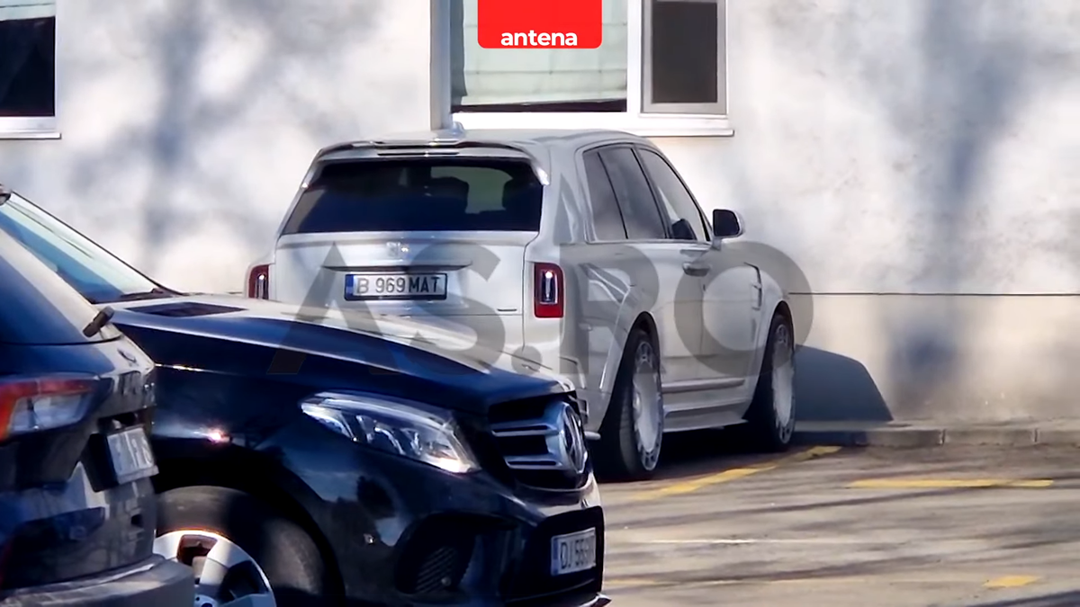 Mirel Rădoi a ajuns la Craiova! Primele imagini cu noul antrenor al oltenilor » Cine l-a întâmpinat