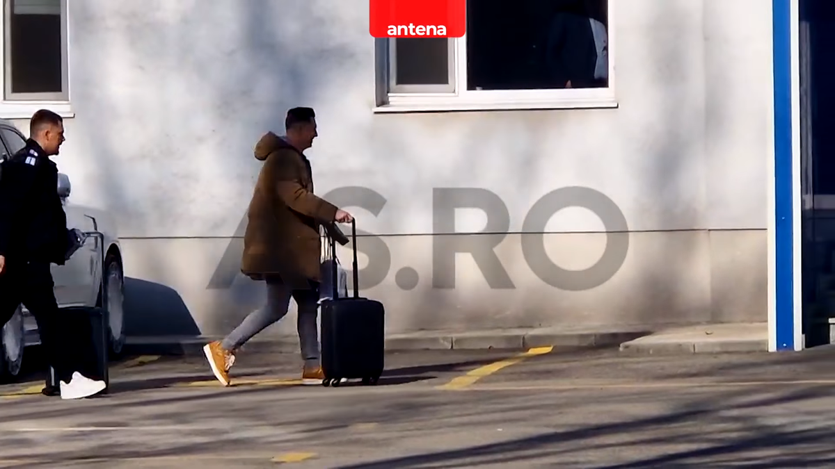 Mirel Rădoi a ajuns la Craiova! Primele imagini cu noul antrenor al oltenilor » Cine l-a întâmpinat