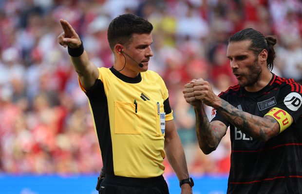 Un neamț va arbitra FCSB - Manchester United! Sezonul trecut a fost implicat într-o fază controversată: a ratat o intrare dură, apoi și-a prezentat scuze