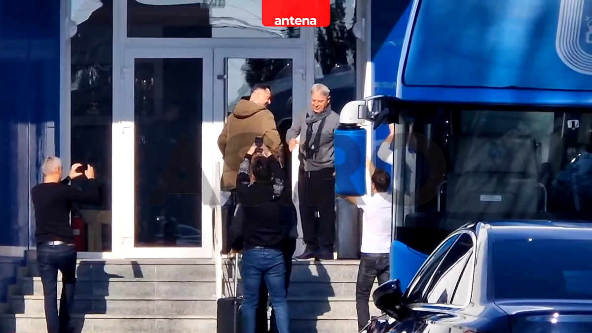 Mirel Rădoi a ajuns la Craiova! Primele imagini cu noul antrenor al oltenilor » Cine l-a întâmpinat