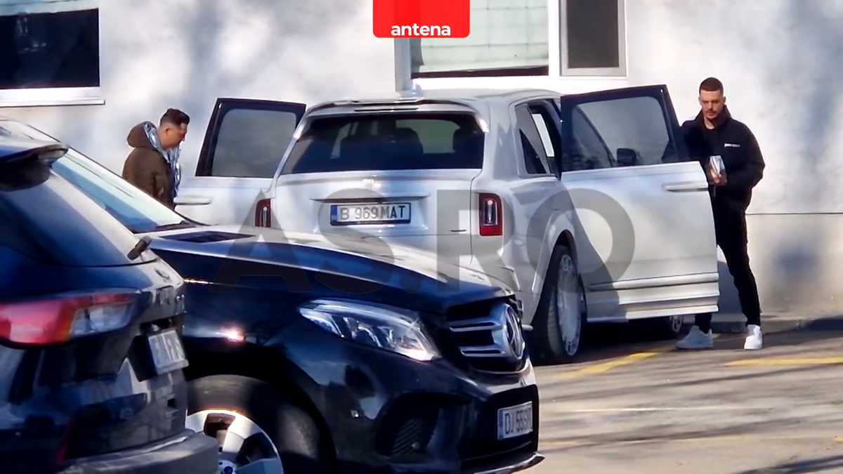 Mirel Rădoi a ajuns la Craiova! Primele imagini cu noul antrenor al oltenilor » Cine l-a întâmpinat