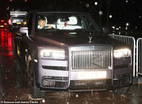 Lisandro Martinez a plecat acasă la bordul unui Rolls Royce