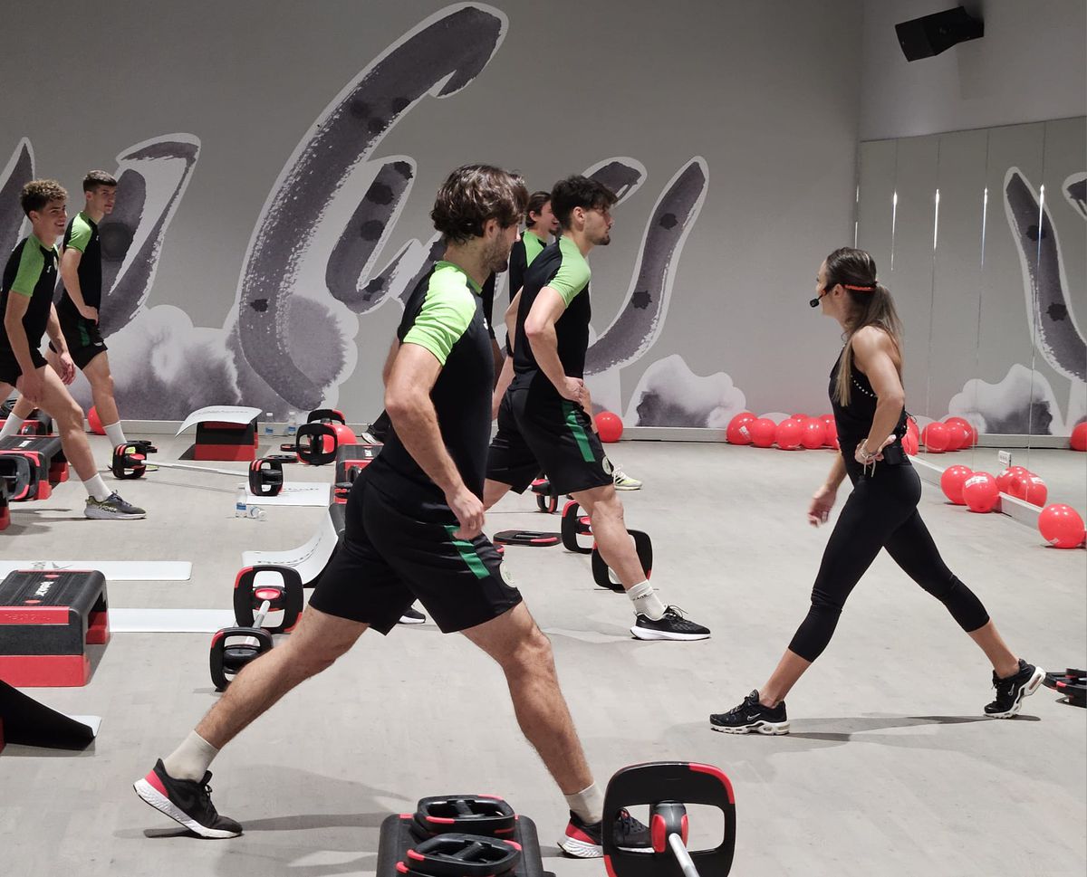 Antrenament Concordia Chiajna la deschiderea sălii World Class Cosmopolis + imagini fitness