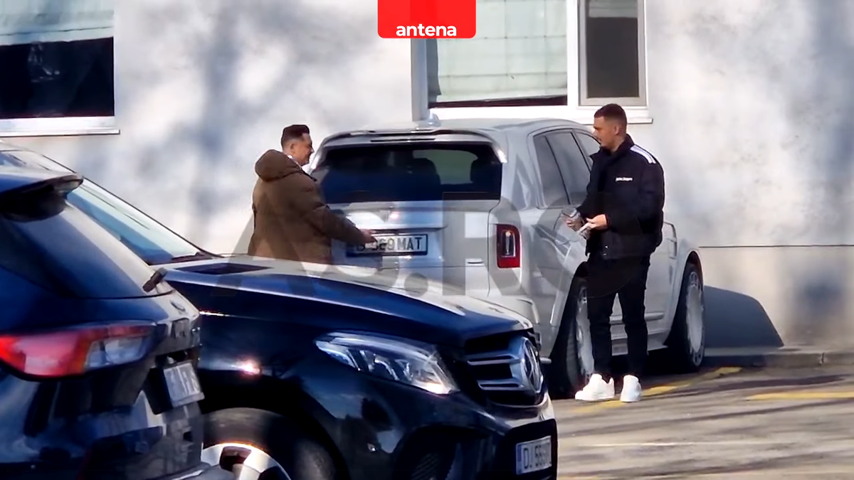 Mirel Rădoi a ajuns la Craiova! Primele imagini cu noul antrenor al oltenilor » Cine l-a întâmpinat