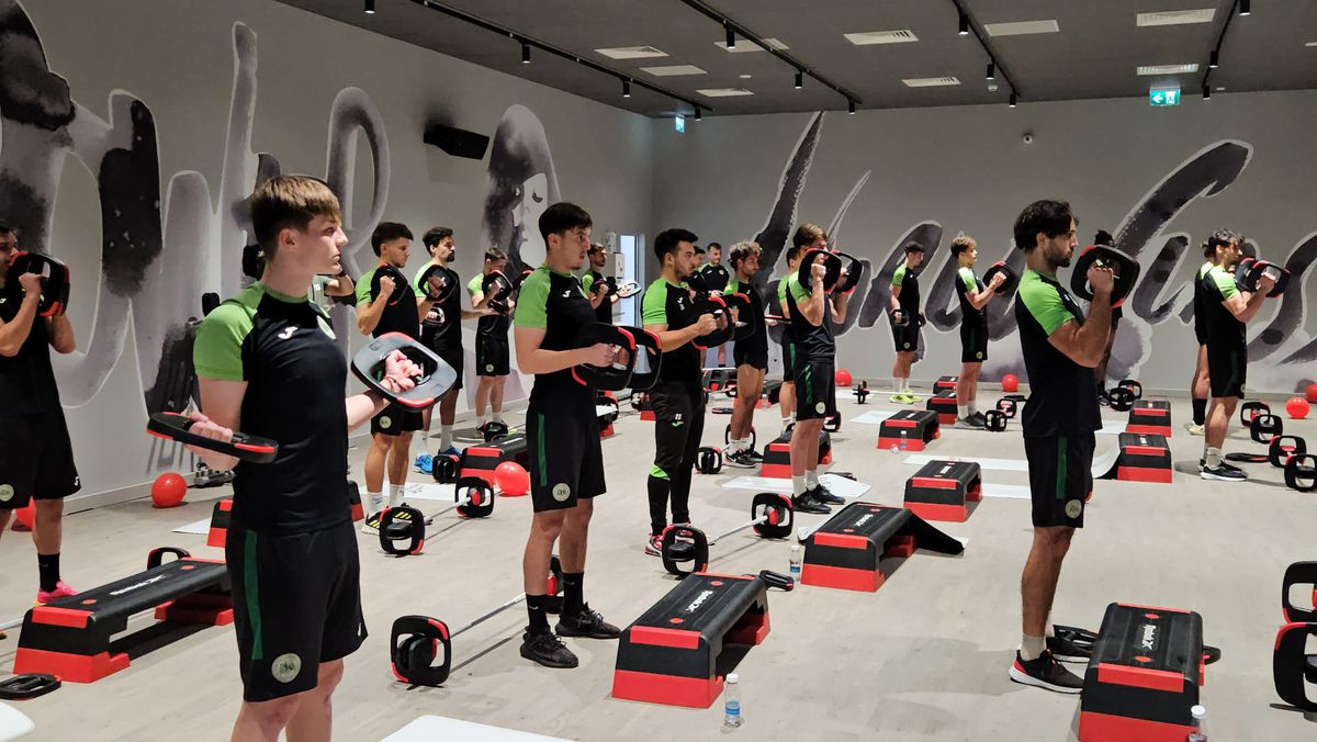 Antrenament Concordia Chiajna la deschiderea sălii World Class Cosmopolis + imagini fitness