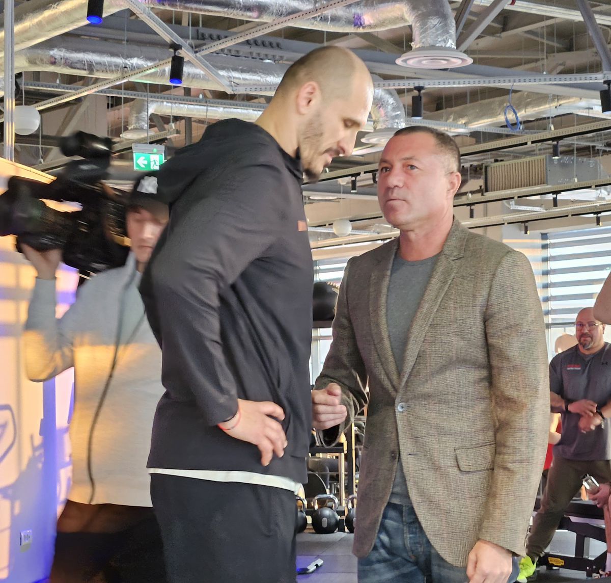 Antrenament Concordia Chiajna la deschiderea sălii World Class Cosmopolis + imagini fitness