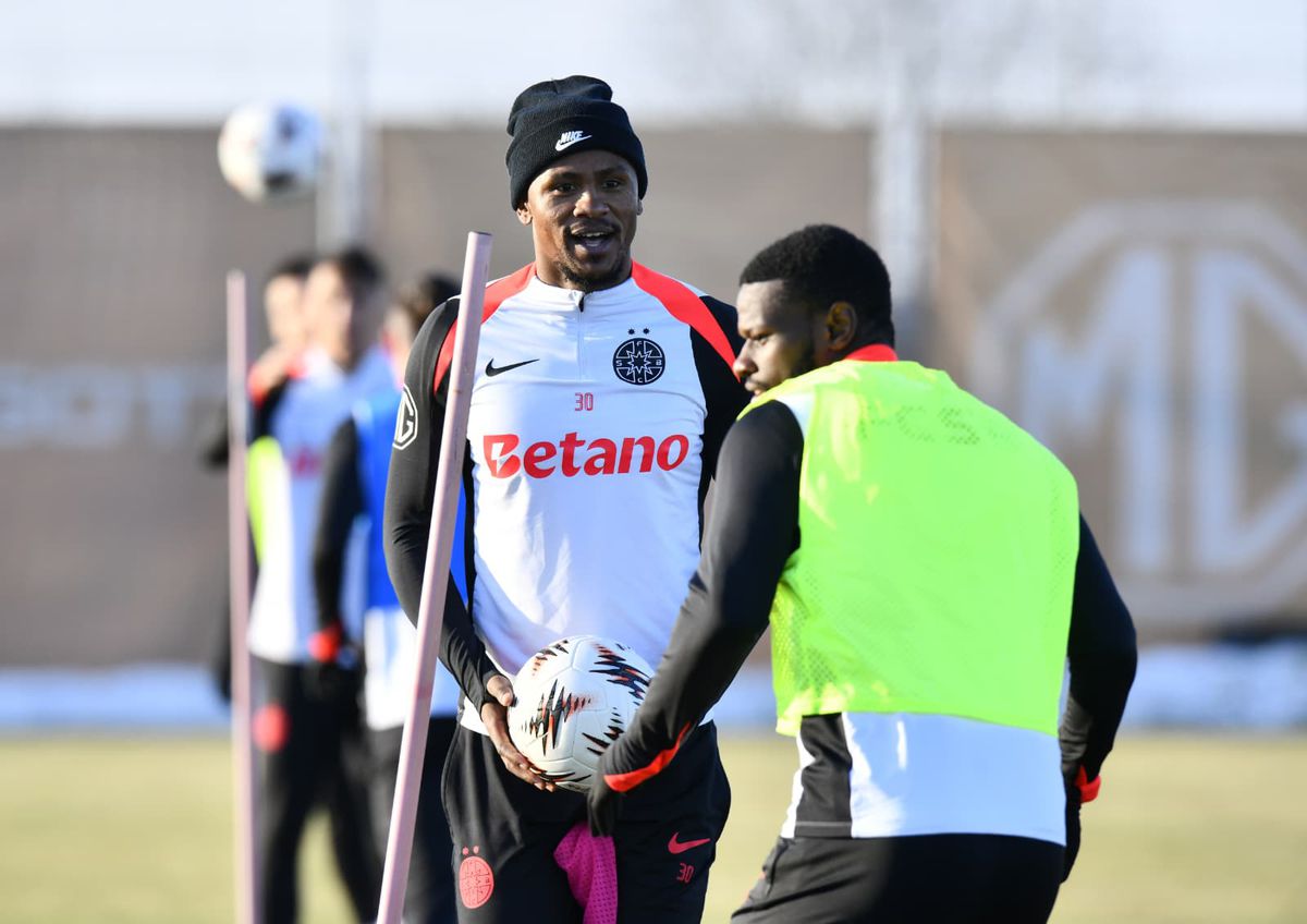 „Papagalii încep să sară din nou” » Gata cu amabilitățile: Elias Charalambous a ieșit la atac