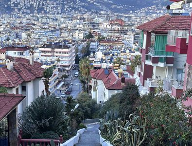 Surpriza uriașă din Alanya: ce am găsit acasă la Ianis Hagi » „Prințul” ...