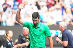 Novak Djokovic era condus cu 0-2 la seturi în sferturile Australian Open, dar adversarul a abandonat: „Sunt norocos, urma să plec acasă”