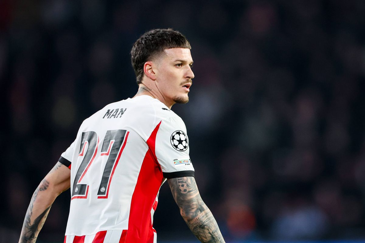 PSV - Bayern, cu Dennis Man titular