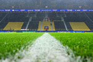 Borussia Dortmund - Inter » Istvan Kovacs îl arbitrează pe Chivu: echipele de start