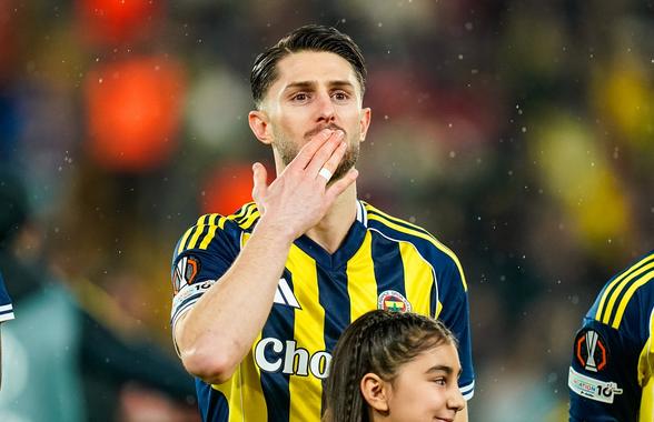 Alertă pentru FCSB » A revenit în lotul lui Fenerbahce cu o zi înaintea meciului de la București