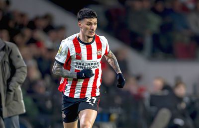 Anunțul lui Peter Bosz despre starea de sănătate a lui Dennis Man