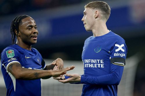 Raheem Sterling (stânga) și Cole Palmer (dreapta) / Foto: Imago Images