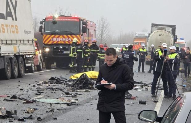 Șoferul tirului lovit în accidentul mortal din Timiș: „Am condus 1.000.000 de kilometri. N-am mai văzut așa ceva!”