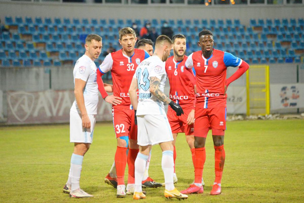 FCSB, taxată de fani după mesajul de pe Facebook: „S-a retras Botoșani din Moldova?”