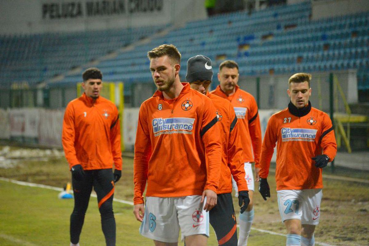 Mutarea făcută de FCSB a surprins pe toată lumea » Următorul indezirabil pe lista lui Gigi?