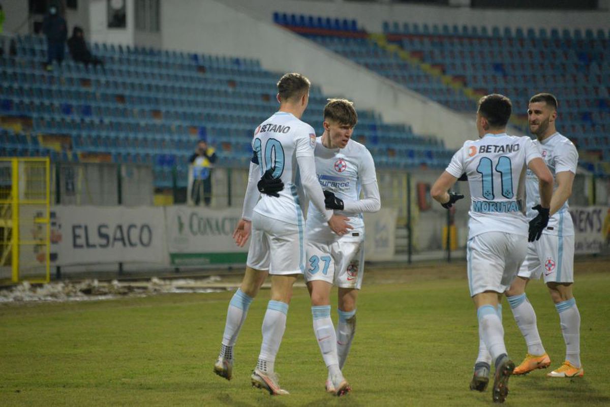 FCSB, taxată de fani după mesajul de pe Facebook: „S-a retras Botoșani din Moldova?”